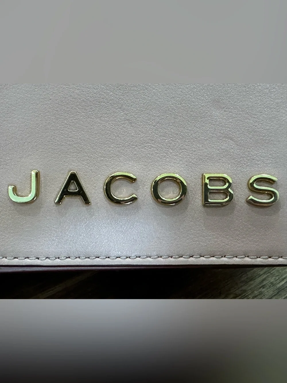 Authentic Marc Jacobs Blush Pink Leather Crossbody with Gold Logo - Picture 11 of 16